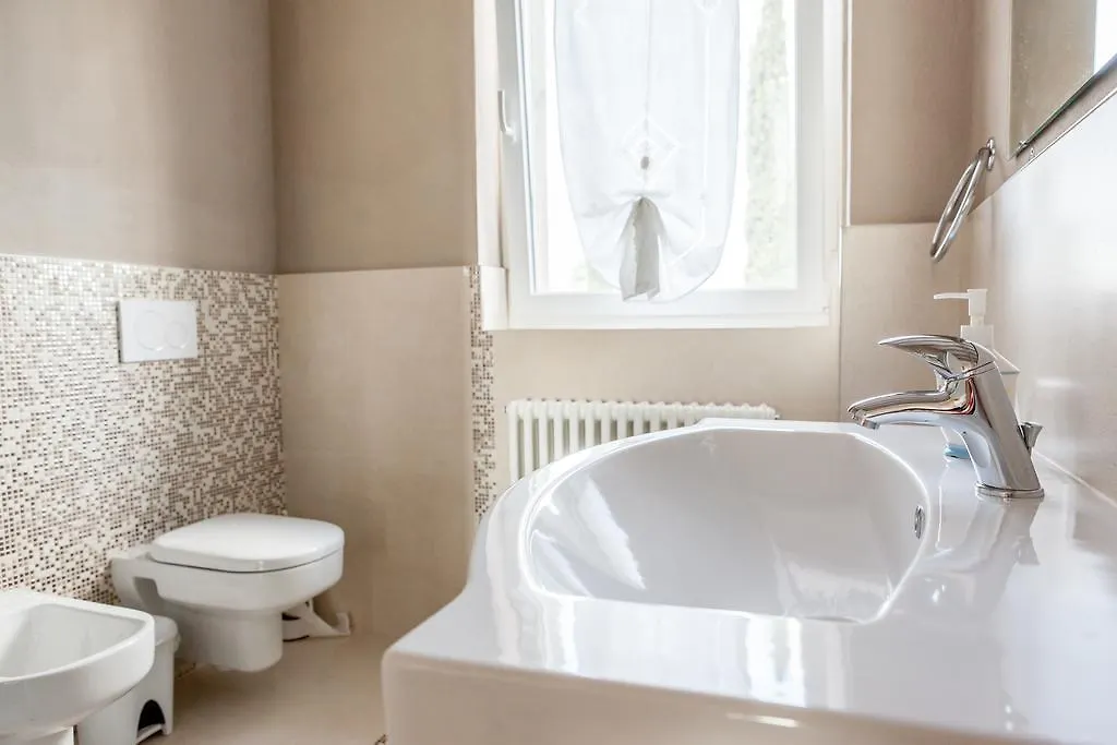 Le Bianchette Agriturismo E Fattoria Didattica Sommacampagna 0*,